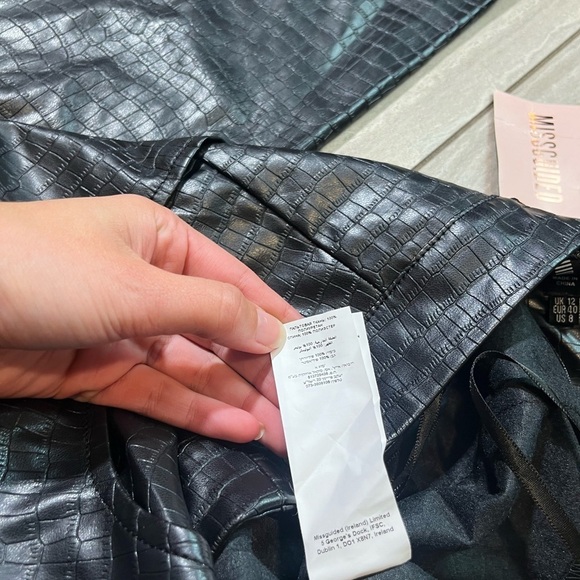 Missguided Black New With Tags Croc Faux Leather High Waisted Pants Size 8 - Picture 6 of 9